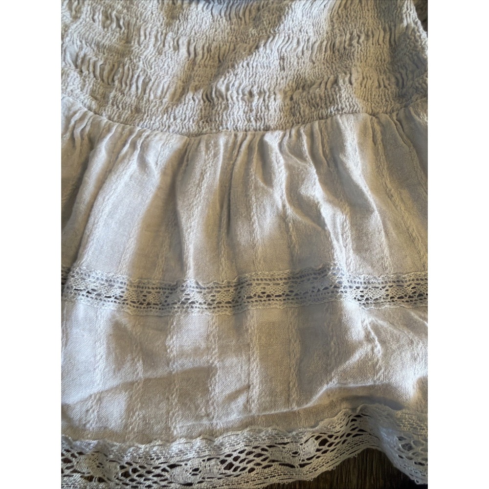Festival American Eagle Periwinkle Blue Ruffled Boho Smocked Lace Top Size M - Picture 2 of 4